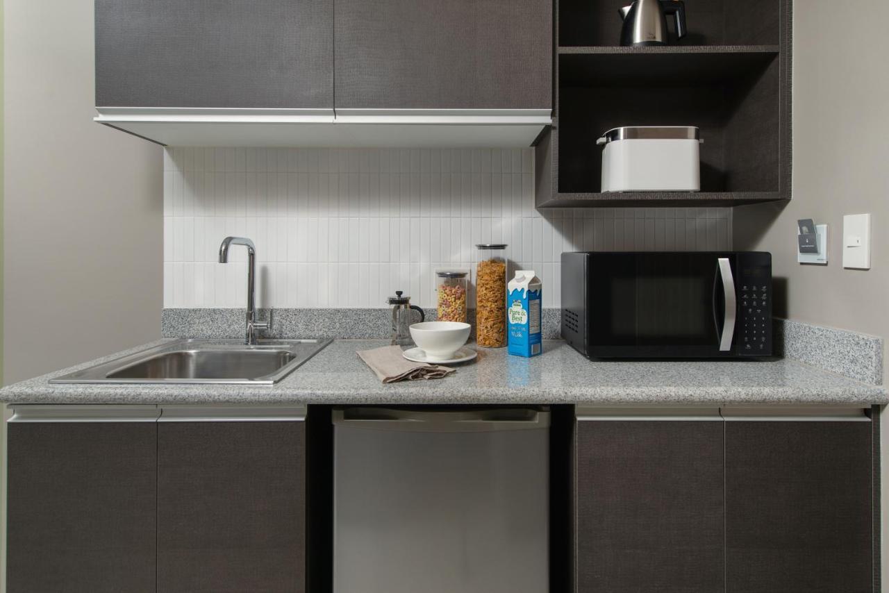 מנילה The Suites At Torre Lorenzo Malate - Managed By The Ascott Limited מראה חיצוני תמונה